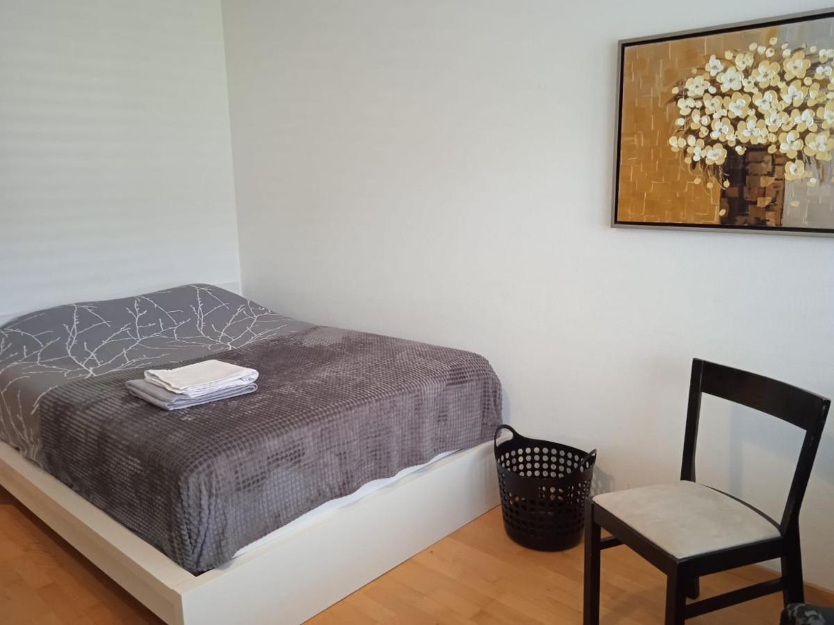 شقة Studio Flat In The Heart Of Zug, Ideal For Solo Travellers المظهر الخارجي الصورة